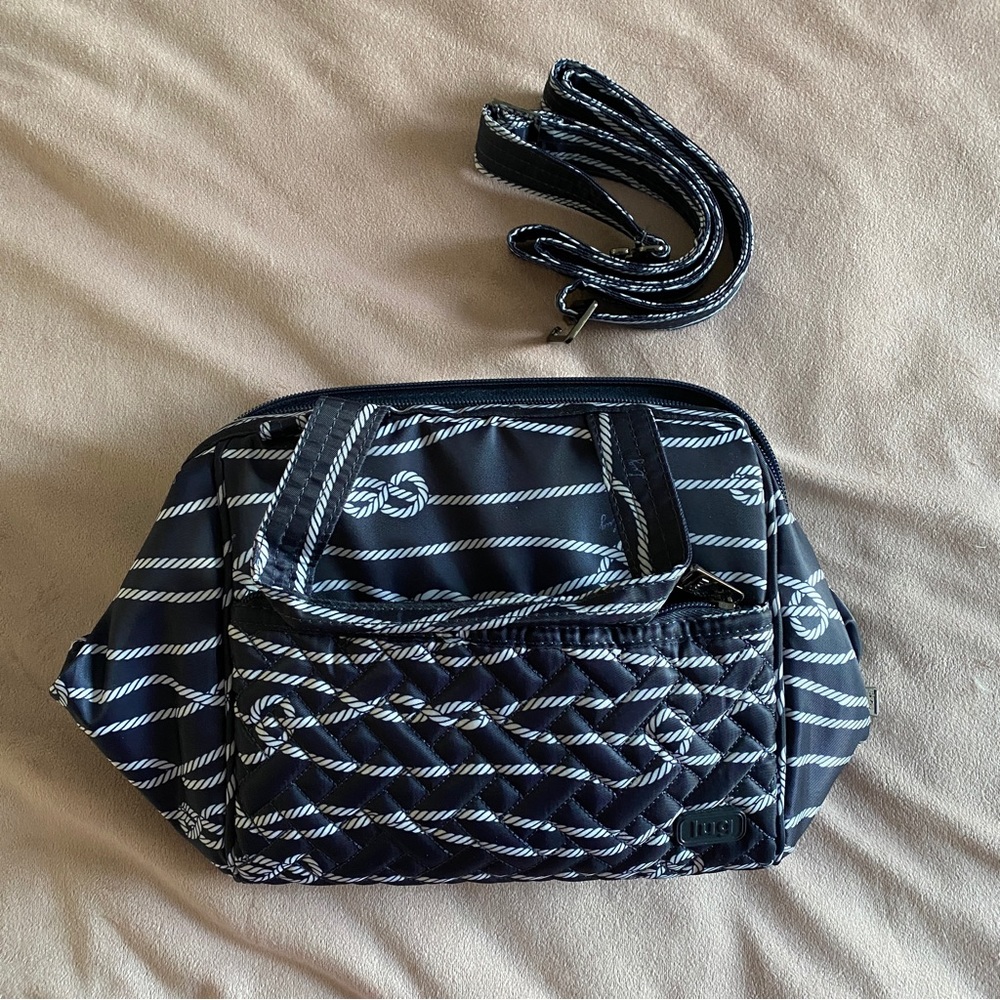 Lug Chewy in Nautical Navy